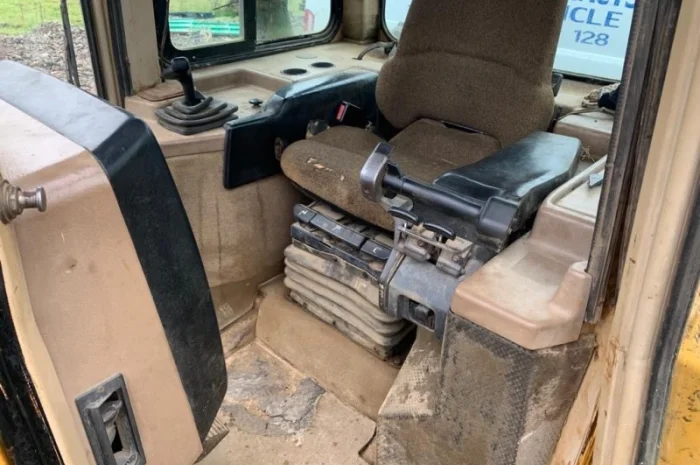 Бульдозер на газу Caterpillar D5M LPG бу- фото № 3