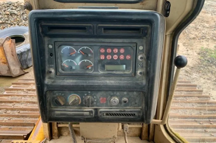 Бульдозер на газу Caterpillar D5M LPG бу- фото № 5