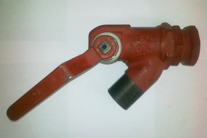 Продам Кран концевой 190- фото № 1