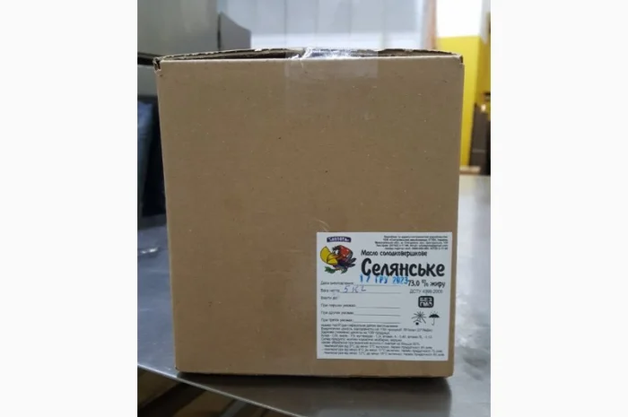 Продам Масло солодковершкове "Селянське", ТМ "ЛЕПОТА" 73% жиру, моноліт- фото № 1