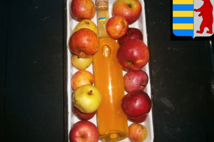 Как использовать яблочный уксус для жирных волос- фото № 11