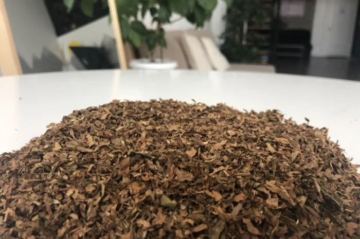 Куплю хлопя з некондиці обрізки крепкого тютюну відходи некондиція- фото № 1