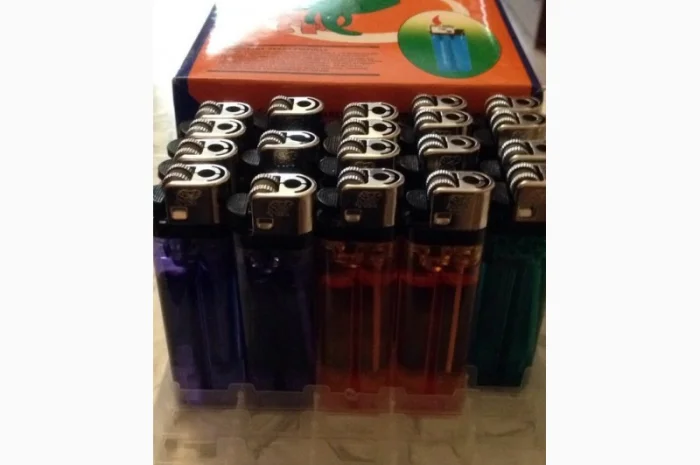 Зажигалки в ассортименте- фото № 2