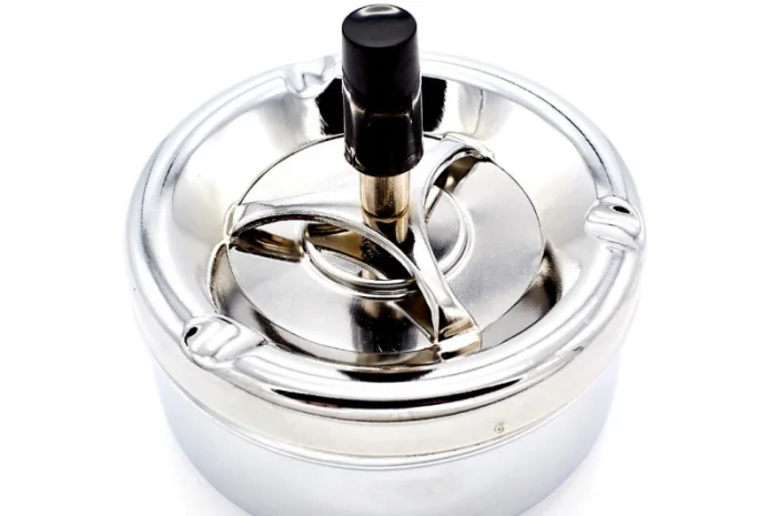 Попільничка, що крутиться, самоочисна, середня, срібло 6-1110- фото № 1