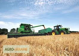 Уборка урожаю комбайнами в Одесі- фото № 1