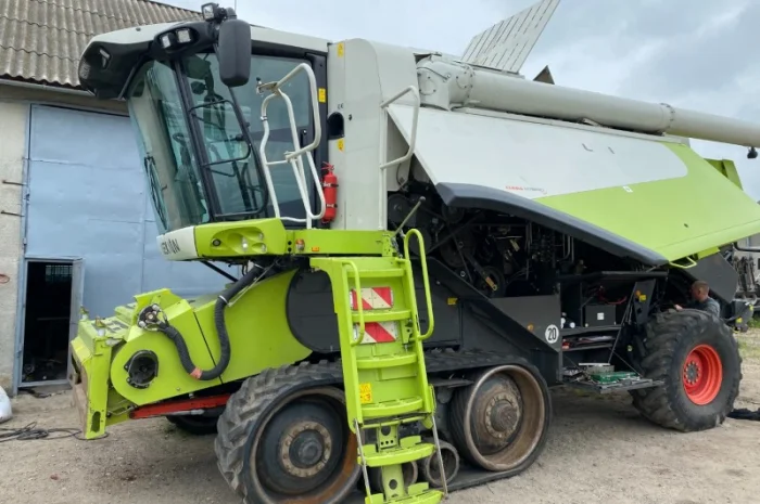 Аренда зерноуборочных комбайнов Клаас Лексион 600 на сою- фото № 1