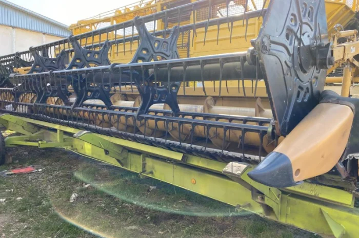 Аренда зерноуборочных комбайнов Клаас Лексион 600 на сою- фото № 3