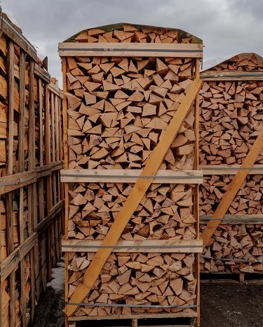 Сухі дрова в ящиках з бука- фото № 3