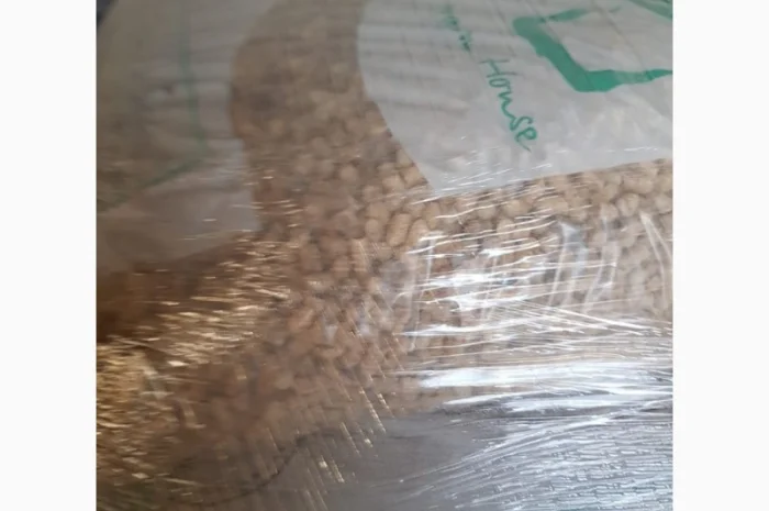 Продажа древесных пеллет и брикетов от поставщика, 100 тонн- фото № 12