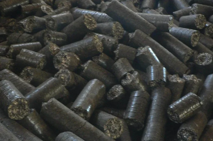 Реализуем топливные пеллеты, брикеты оптом- фото № 1