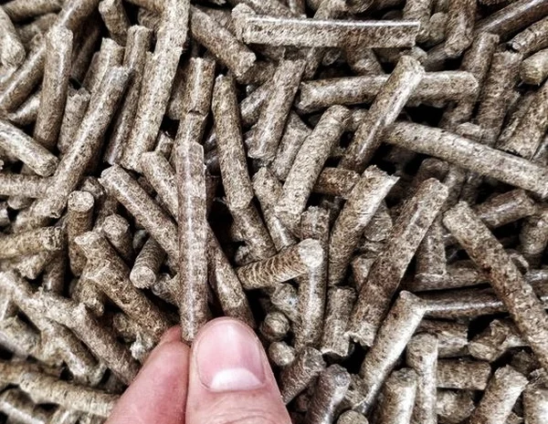 Пелети, брикети з лушпиння соняшнику- фото № 1