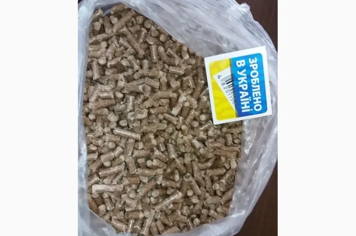 Пелети (гранули) із сосни EN Рlus A1- фото № 1