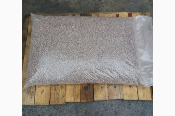 Деревні паливні гранули, пелети з сосни діаметром 6 мм та 8 мм- фото № 1