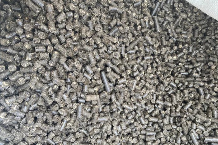 Гранулы из лузги подсолнуха- фото № 1