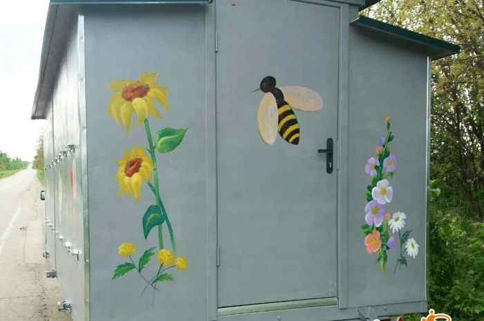 Павільйони для бджіл з двохосьовим причепом- фото № 1