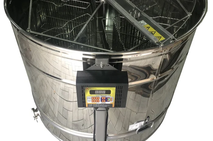 Медогонка автоматична синхронно-поворотна 6 рам.- фото № 1