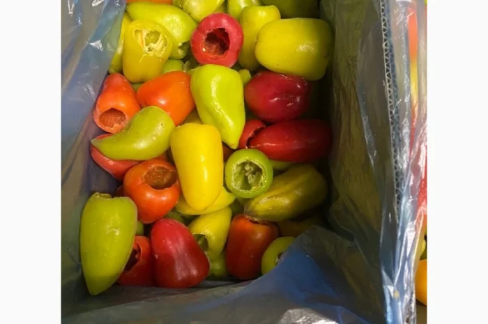 Продаж мороженого перцю в різних варіантах- фото № 1