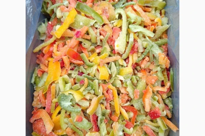 Продажа свіжомороженого перцю тріо- фото № 1