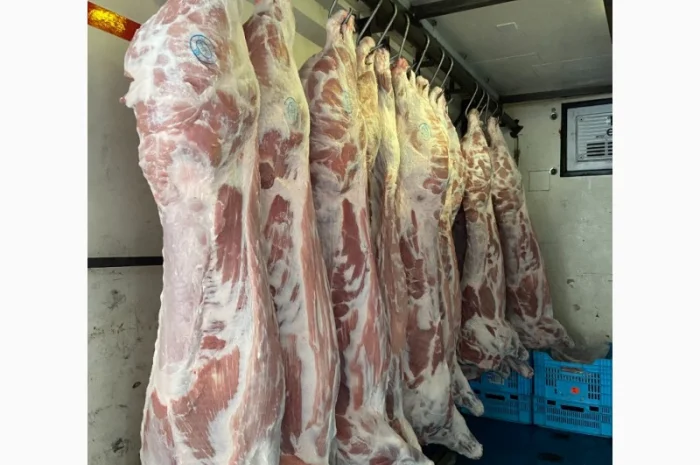 Свиные полутуши- фото № 1