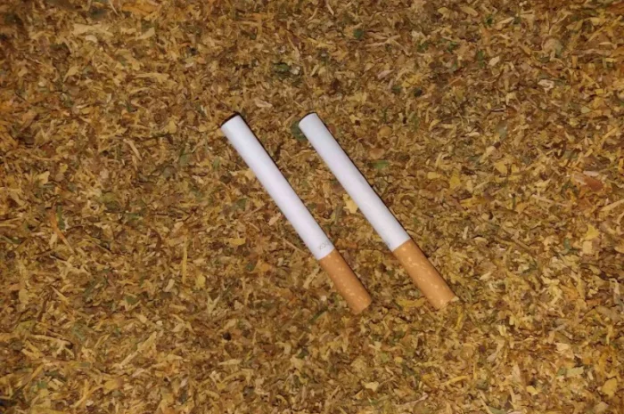 Табак Капитан Блек и аксессуары для курения- фото № 11