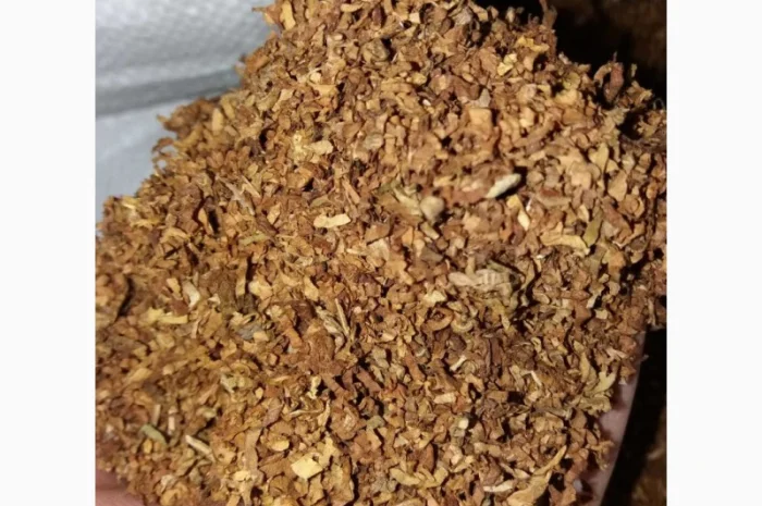 Широкий ассортимент табака и аксессуаров в продаже- фото № 17