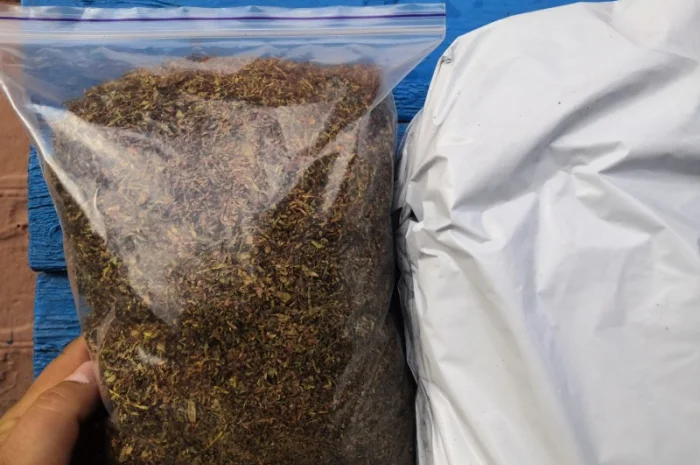 Табак Верджинии Голд и аксессуары для курения- фото № 3