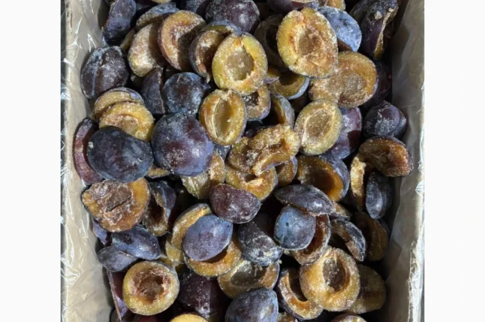 Пропонуються заморожені сливи (половинки)- фото № 1