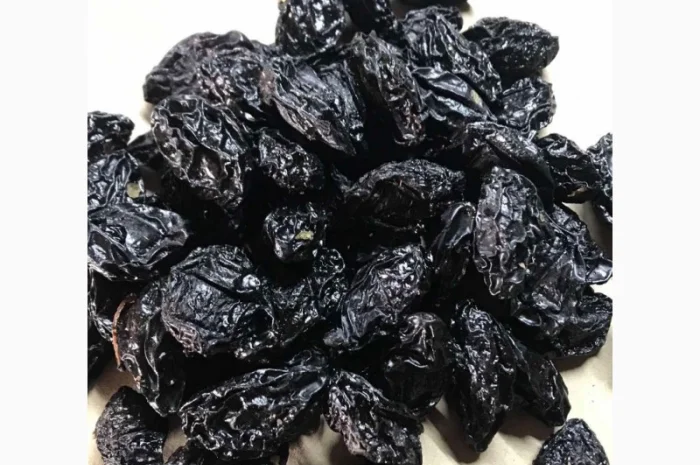 Пропонується в’ялений чернослив з кісточкою- фото № 1