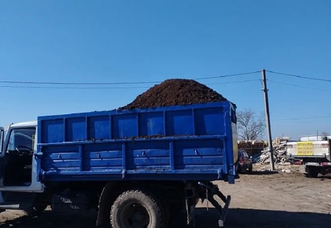 Продается чернозем и удобрения недорого- фото № 1
