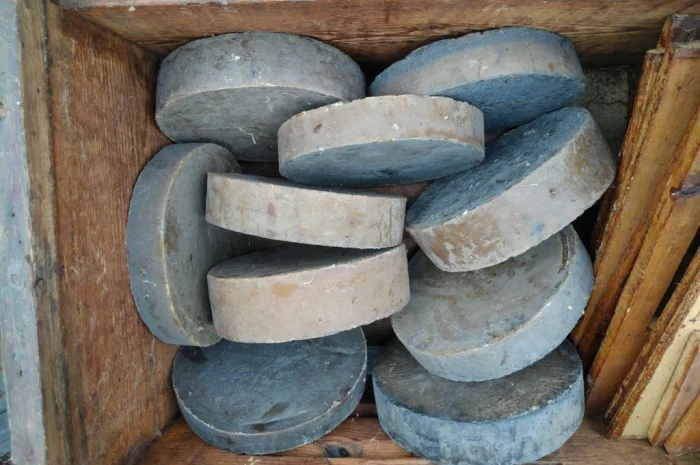 Продается пчелиный воск разных цветов- фото № 3