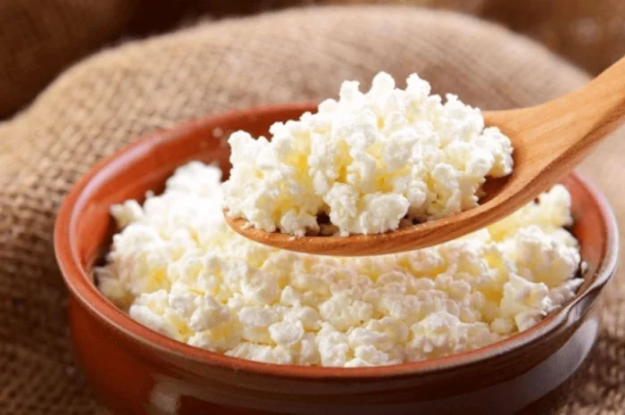 Натуральный Творог жирностью 9% и 0% ТМ "Milk Farm"- фото № 1