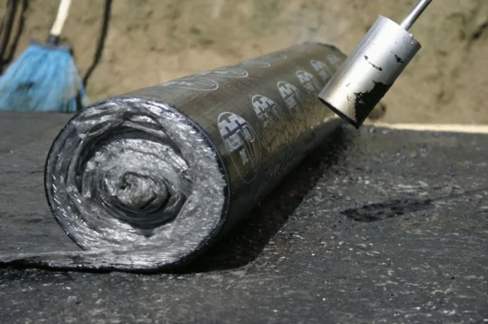 Монтаж євроруберойду для м'якої покрівлі- фото № 2