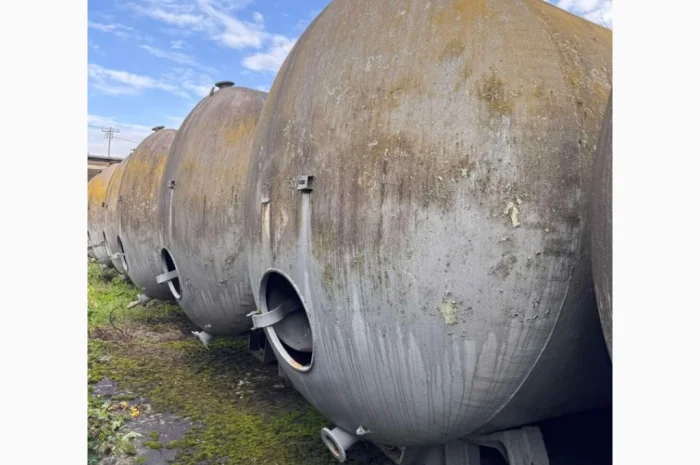 Водонапірна вежа на замовлення з емальованих бочок- фото № 7