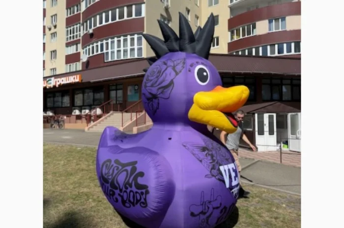 Надувна реклама для заходів - Людина махає на дорозі- фото № 8