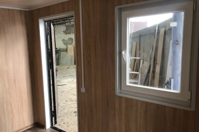 Утеплённый мобильный офис 7*2 м- фото № 10