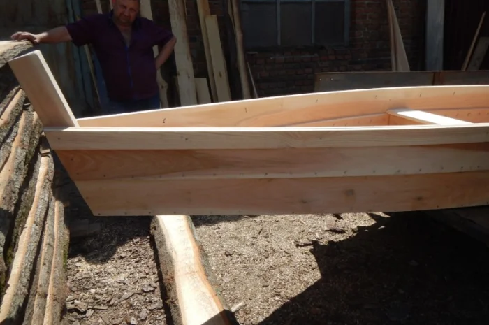 Лодка для отдыха и рыбалки- фото № 4