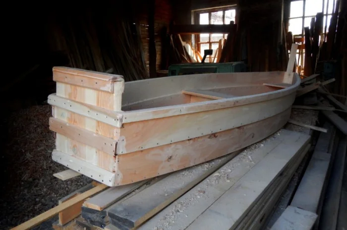 Лодка для отдыха и рыбалки- фото № 6