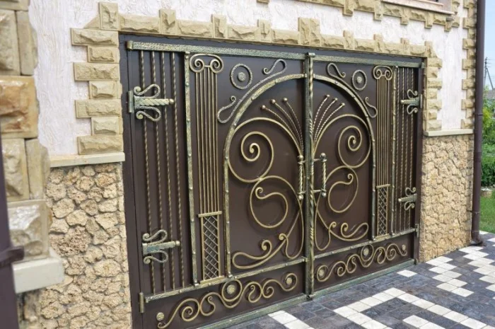Ворота та огорожі для вашого дому- фото № 1