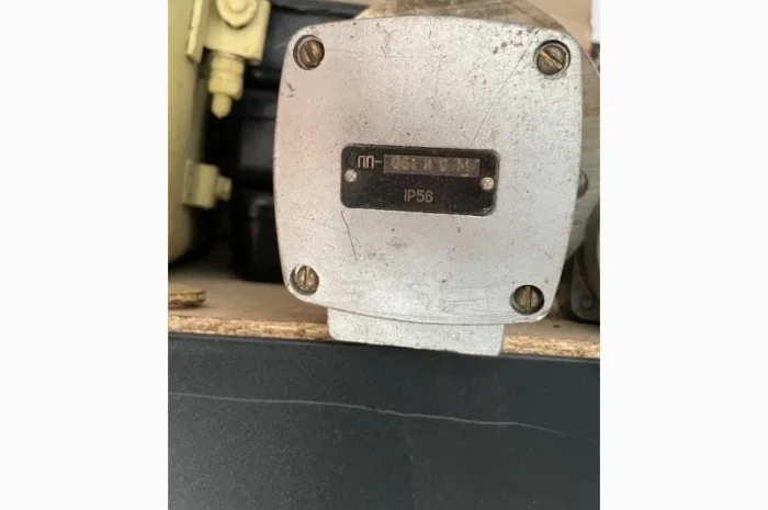 Датчик-реле уровня ПП-061 И О М в продаже- фото № 2