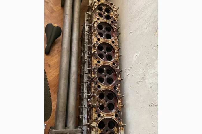 Головка блоку циліндрів Д6 та Д12 у продажу- фото № 1