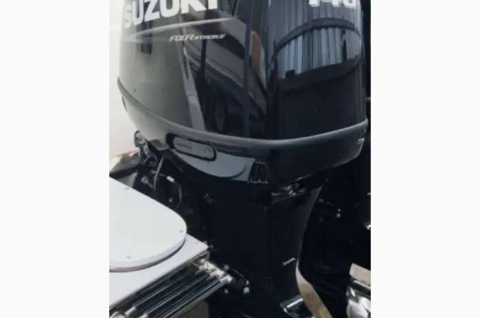 Лодочний мотор Suzuki DF - 140 у продажу- фото № 2