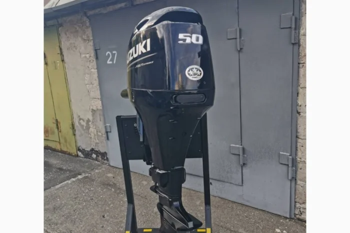 Продажа лодочного мотора Suzuki - 50 в идеальном состоянии- фото № 1