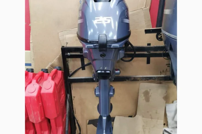 Продается лодочный мотор Yamaha - 25 б/у- фото № 3
