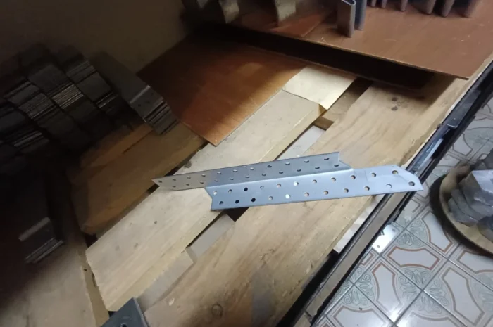 Пластина для кріплення балки 170×35×2 мм оцинкована- фото № 9