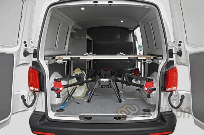 Оборудование фургона для перевозки агродронов- фото № 1