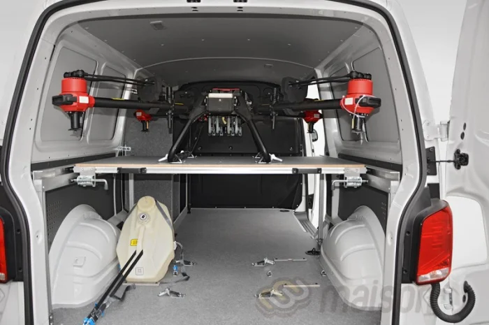 Оборудование фургона для перевозки агродронов- фото № 4