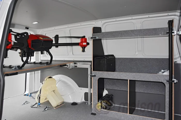 Оборудование фургона для перевозки агродронов- фото № 8