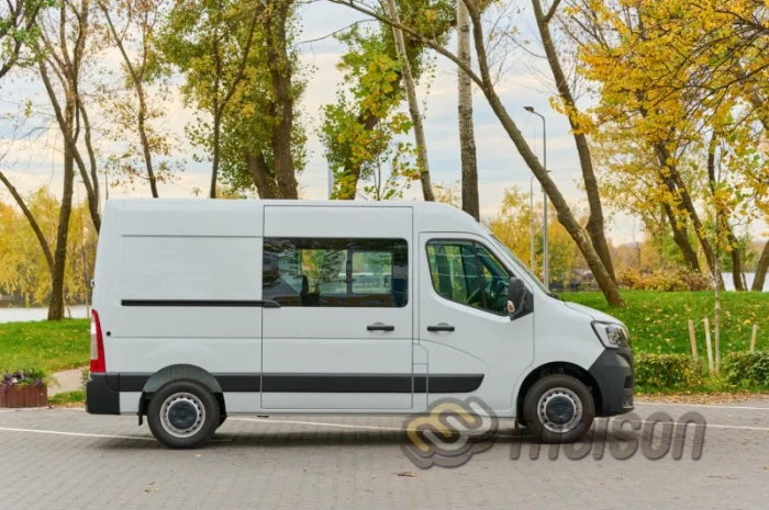Переоборудование Renault Master в грузопассажирский- фото № 1