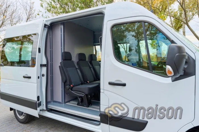 Переоборудование Renault Master в грузопассажирский- фото № 3