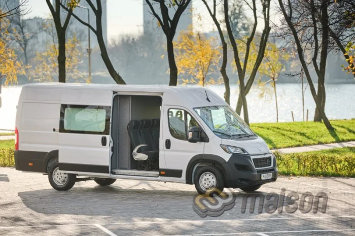 Переоборудование Peugeot Boxer для комфортного перевозки- фото № 1